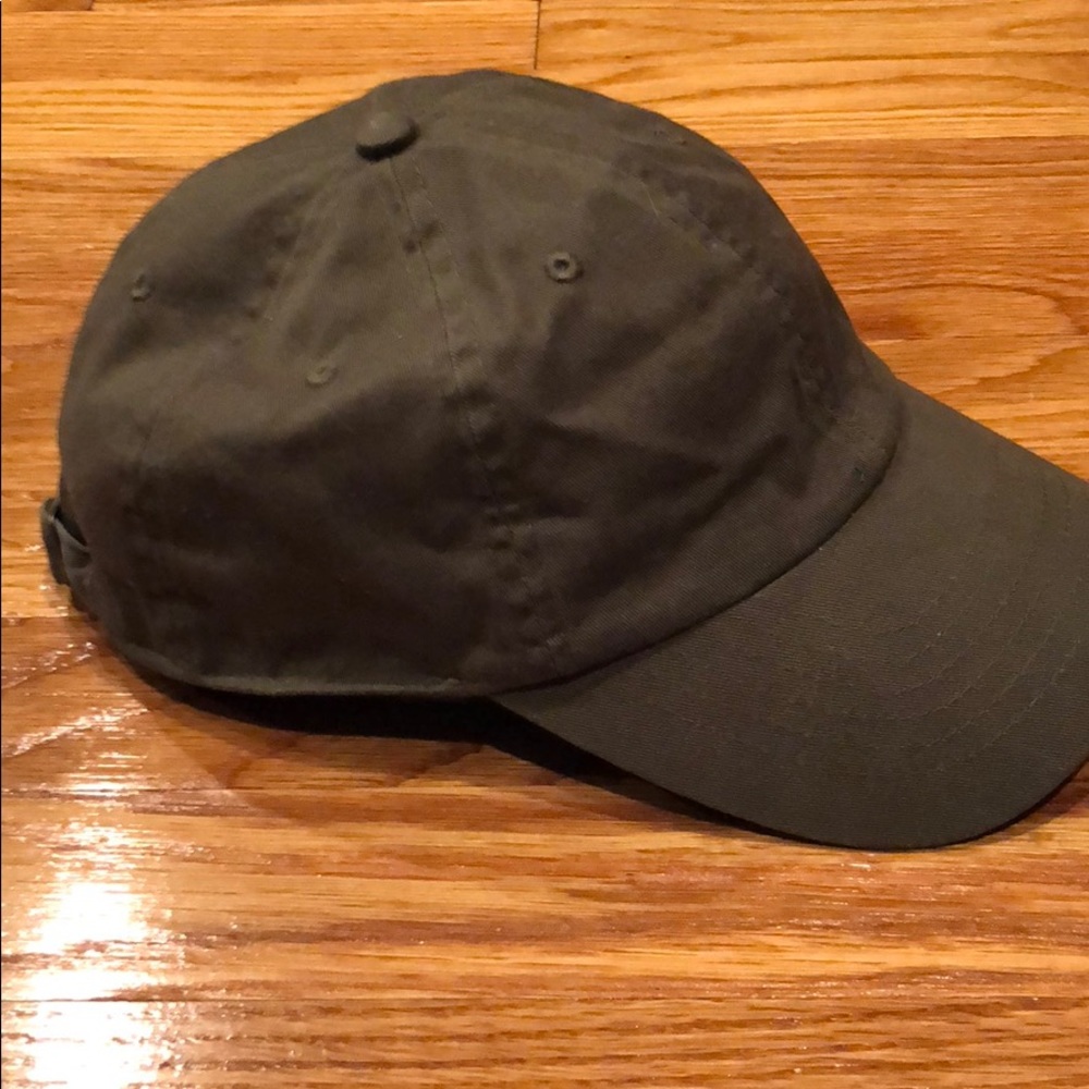 BDG hat - Picture 3 of 6